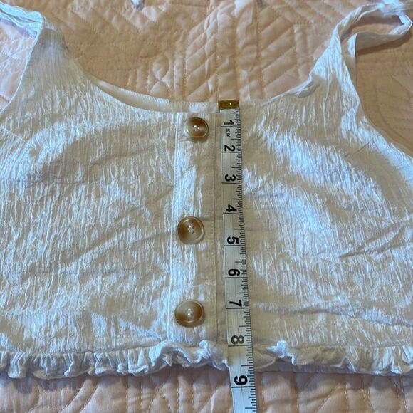 Girl and the Sun White Camomile Crop Top, Size Small - Picture 10 of 11
